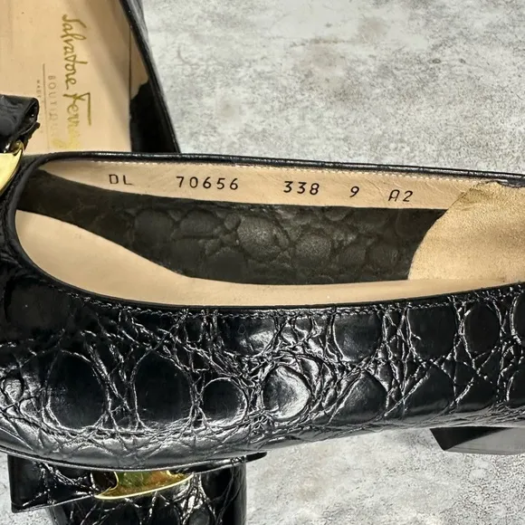 Salvatore Ferragamo Black Leather Women's Shoes Salvatore Ferragamo/Pumps US 9