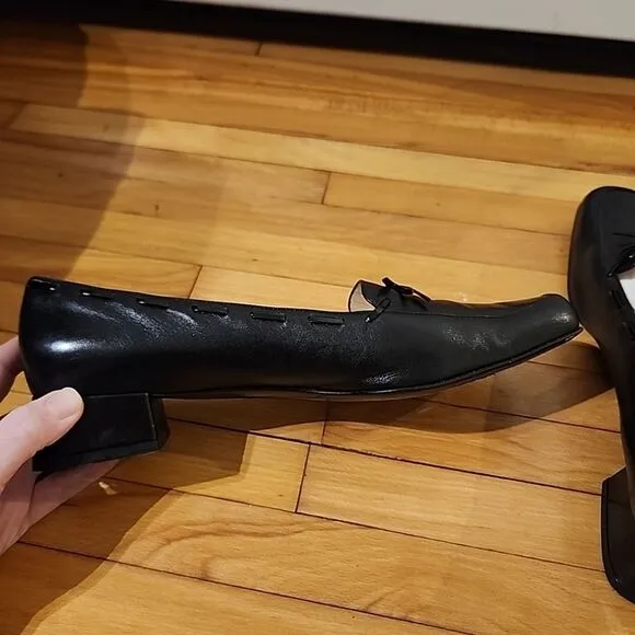 Salvatore Ferragamo Black Leather Bow Pumps Heel Shoes 8.5 A narrow