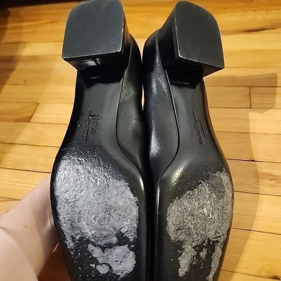 Salvatore Ferragamo Black Leather Bow Pumps Heel Shoes 8.5 A narrow