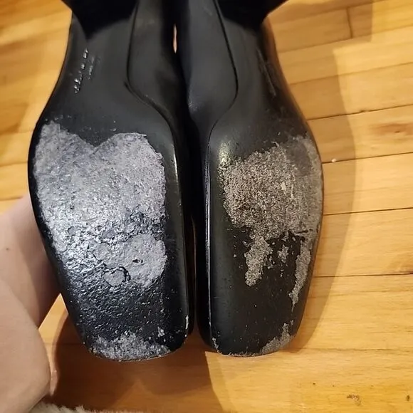 Salvatore Ferragamo Black Leather Bow Pumps Heel Shoes 8.5 A narrow