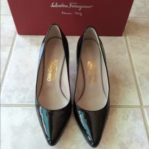 SALVATORE FERRAGAMO | Dalia Black Patent Heels