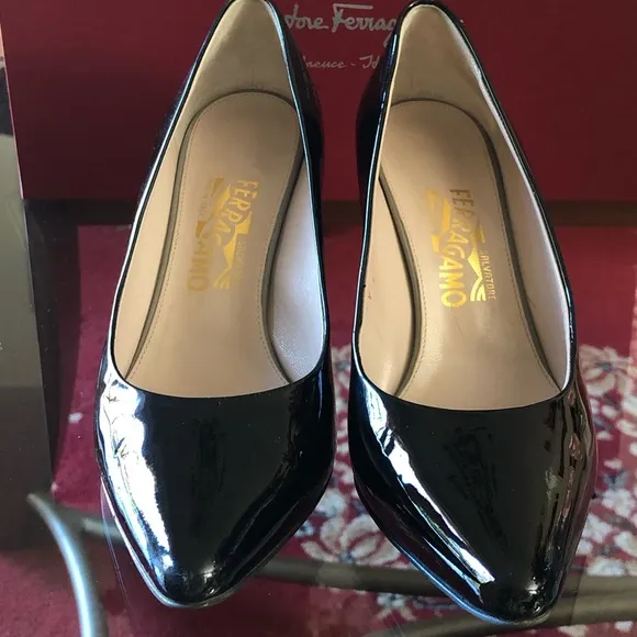 SALVATORE FERRAGAMO | Dalia Black Patent Heels