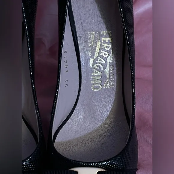 Salvatore Ferragamo Gilia Pebble Heel Color: Black/Gold 7.5