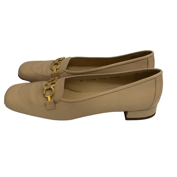 Salvatore Ferragamo leather loafer shoes. Sz 8.5 4A