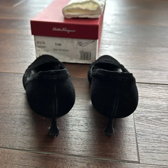 Salvatore Ferragamo Pre Loved Suede low Heels Shoes with Dust Bag.