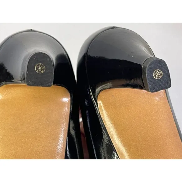 Salvatore Ferragamo Saks Fifth Ave Black Sz9.5 AA Leather High Heel Shoes Pumps