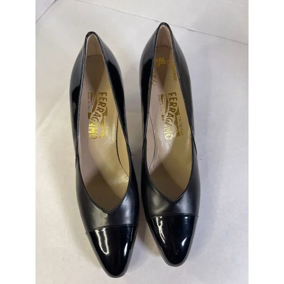 Salvatore Ferragamo Saks Fifth Ave Black Sz9.5 AA Leather High Heel Shoes Pumps