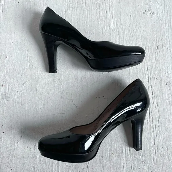 Salvatore Ferragmo shoes size 5.5 pumps heels platform patent leather