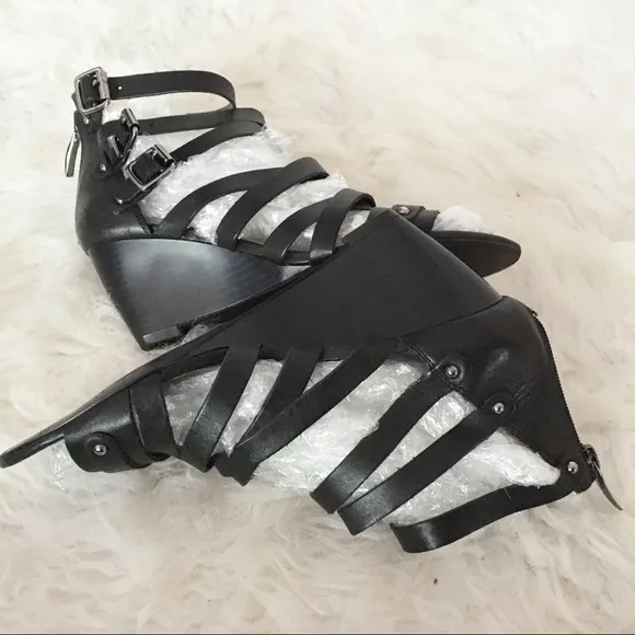 Sam Edelman Black Leather Sandals Wedges Size 8