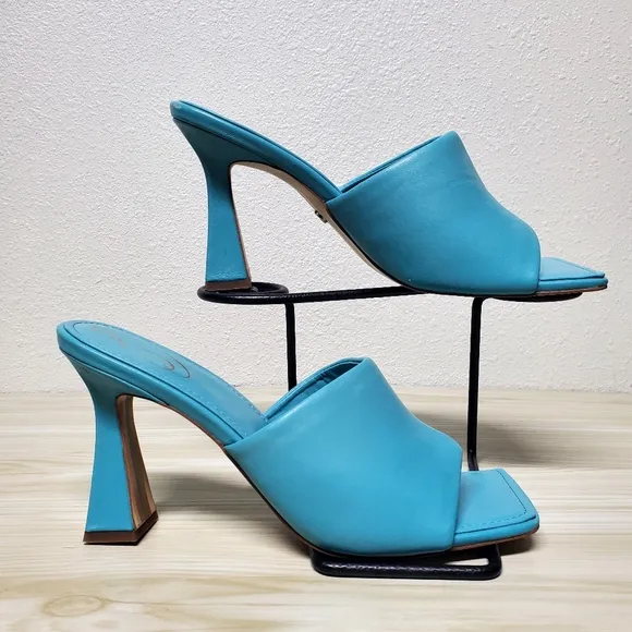 Sam Edelman Carmen Capri Blue Pyramid Heel Sandals Size 10 40