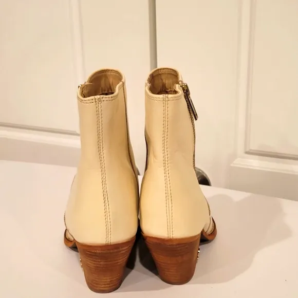 SAM EDELMAN JABE BOOTIE SIZE 5.5 NWOT