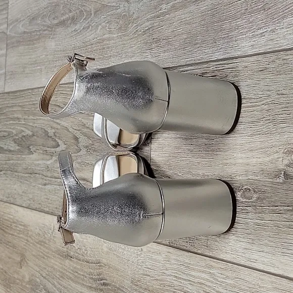 Sam Edelman Size 6 Silver Leather Daniella Block Heeled Sandal