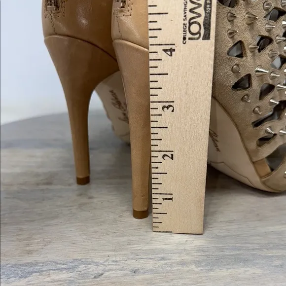 Sam Edelman Studded Tan High Heel Sandals size 6M