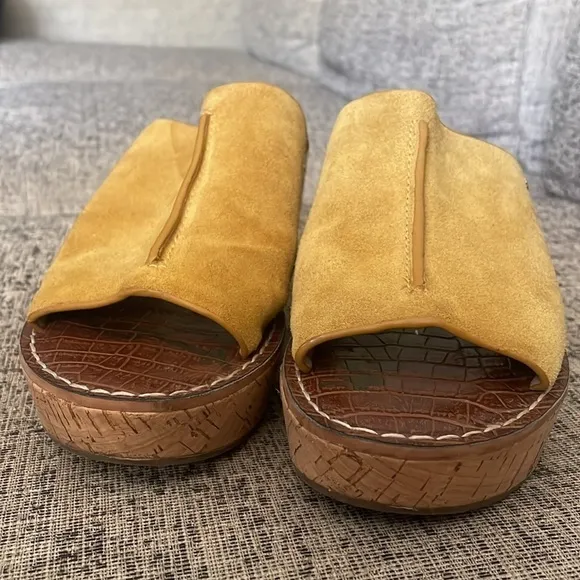 Sam Edelman Wimens Ranger Cork Wedge Mustard Yellow Suede  Sandals 38.5 US 8.5