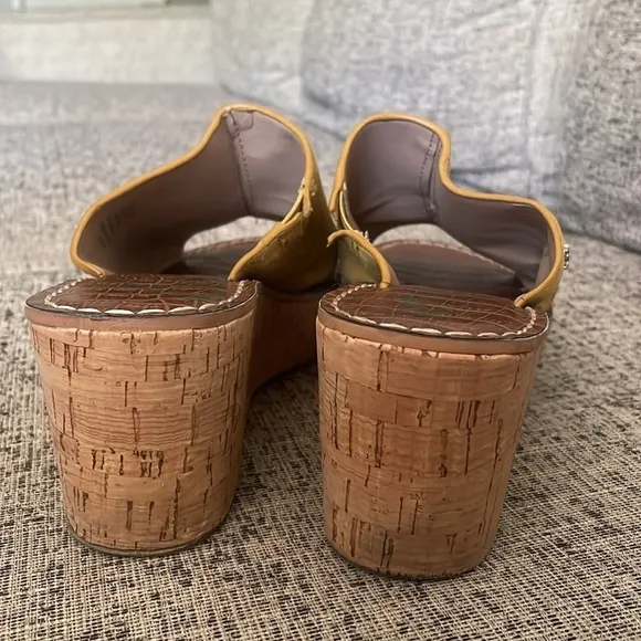 Sam Edelman Wimens Ranger Cork Wedge Mustard Yellow Suede  Sandals 38.5 US 8.5