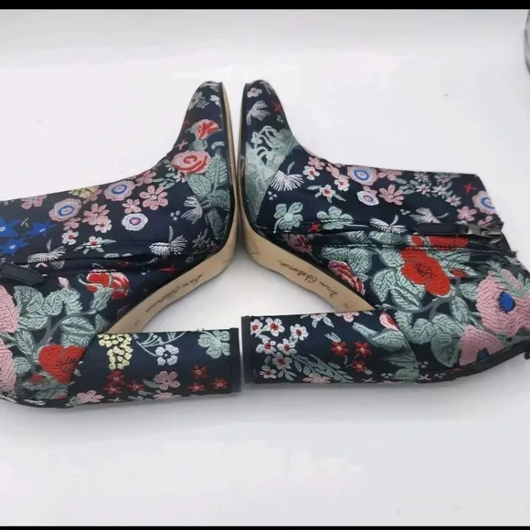 Sam Edelman Womens Campbell Floral Jacquard Block Heel Boots Navy Red Size 6