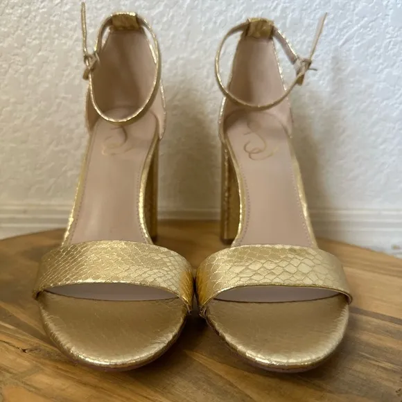 Sam Edelman Women's Yaro Almond Toe Gold High Heel Sandals size 9