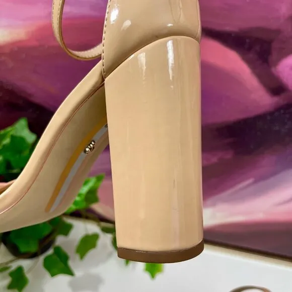 SAM EDELMAN Yaro Block Heel Sandal in Beige Size 9