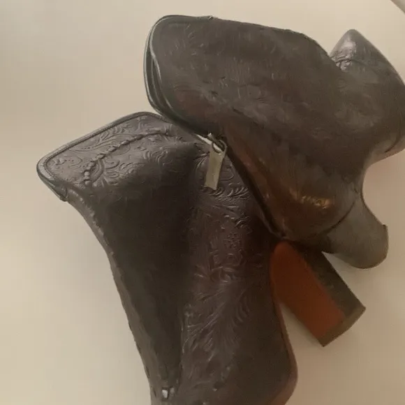 SANTONI Tooled Embossed Leather BOOTS