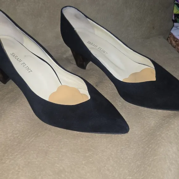 Sarah Flint Italian Suede Elegant Black Pumps with Tortoise Heel Size 40