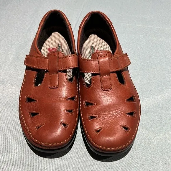 SAS Roamer womens brown leather velcro strap loafers size 7.5W B16B