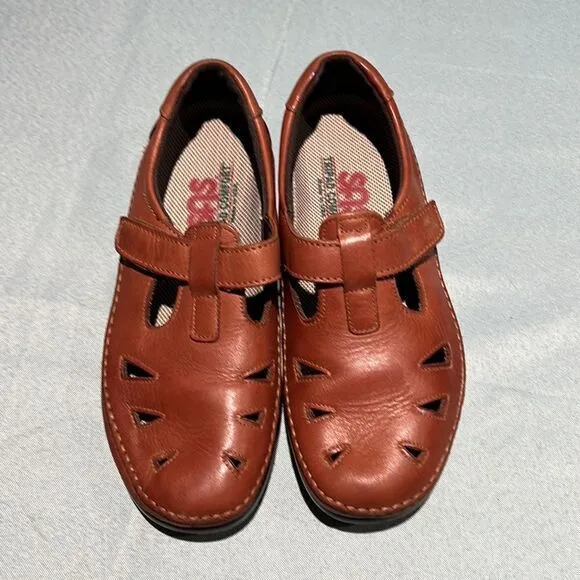 SAS Roamer womens brown leather velcro strap loafers size 7.5W B16B