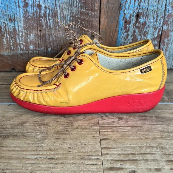 SAS Vintage Yellow Red Wedge Patent Leather Shoes Size 8-8.5