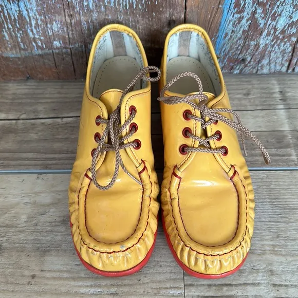 SAS Vintage Yellow Red Wedge Patent Leather Shoes Size 8-8.5