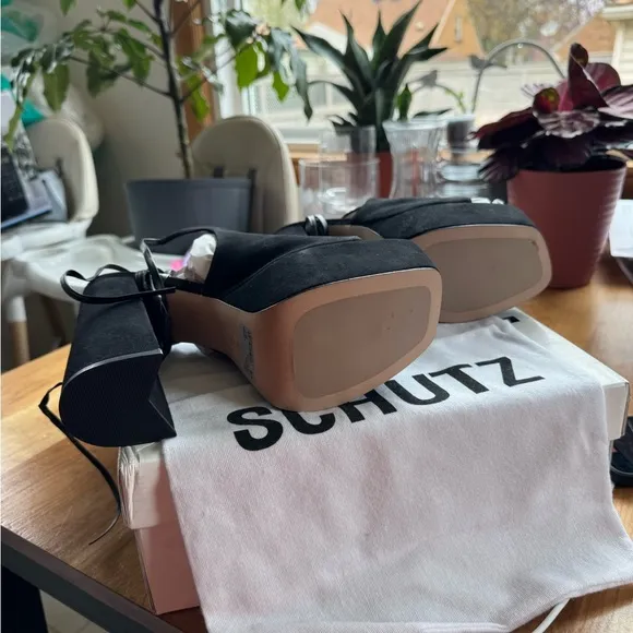SCHUTZ Black Platform Chunky Heels