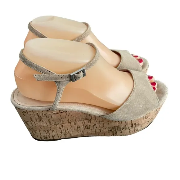 SCHUTZ Heloise Suede Platform Wedge Sandals Size 8