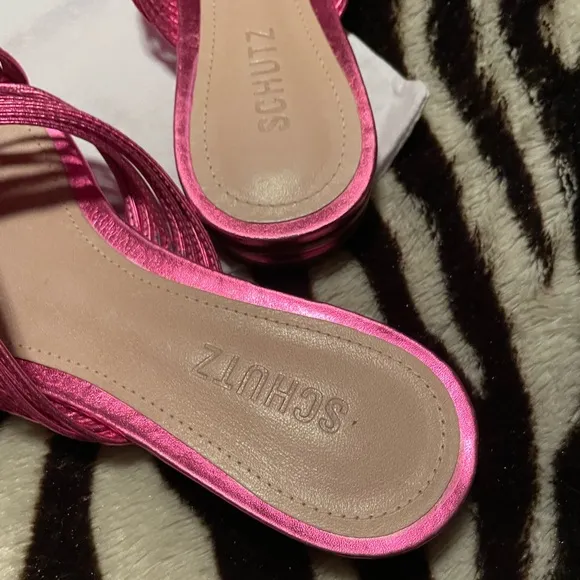Schutz Khayla Metallic Pink Sandals