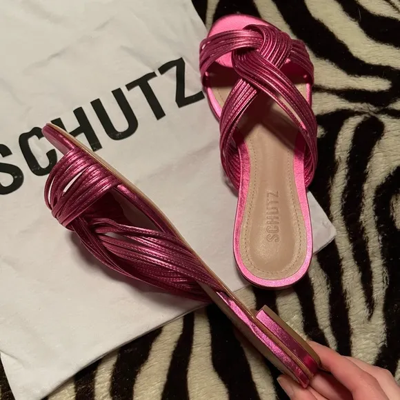 Schutz Khayla Metallic Pink Sandals