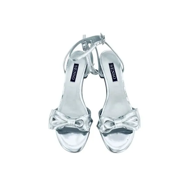 Senso Jemma II Sandal Bow Silver Metallic Patent Leather Heel SZ 10 US 40 EU NIB
