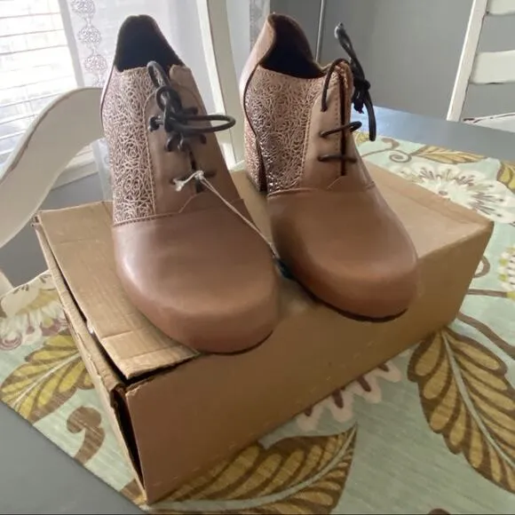 Sergio Tomani Elida Chunky Heel Shoes NEW 41 10.5