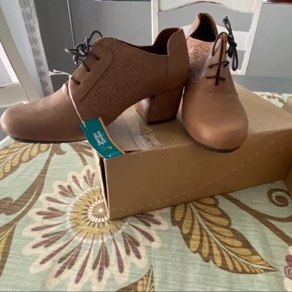 Sergio Tomani Elida Chunky Heel Shoes NEW 41 10.5