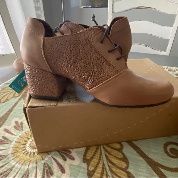 Sergio Tomani Elida Chunky Heel Shoes NEW 41 10.5