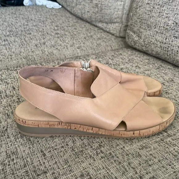 Sesto Meucci Sylke Tan Beige Sandals Size 10
