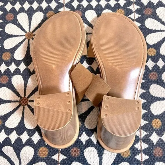 Seychelles Suede Camel Sandals size 8