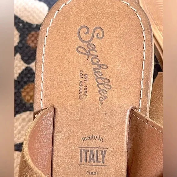 Seychelles Suede Camel Sandals size 8