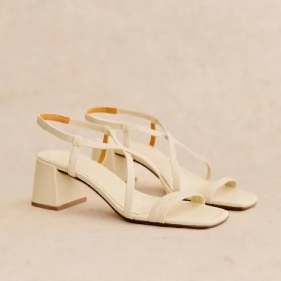 SEZANE Ecru Off White Leather Strappy Block Heel Pernille Sandals Heels 38 US 7