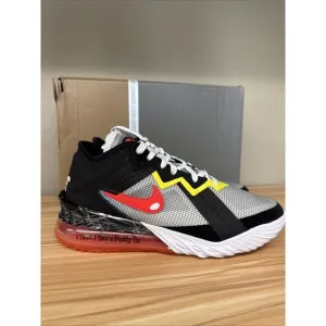 Size 9 - Nike Space Jam x LeBron 18 Low Sylvester x Tweety