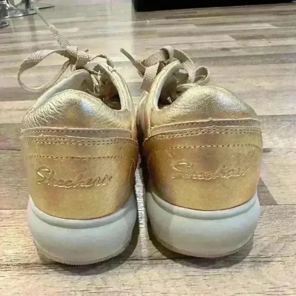 Skechers Gold &amp; Tan Wedge Fit Shoes Sz. 7.5
