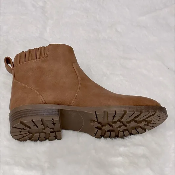 SM New York Luna Ankle Booties Boots Chestnut Low Block Heel Side Zip Round Toe