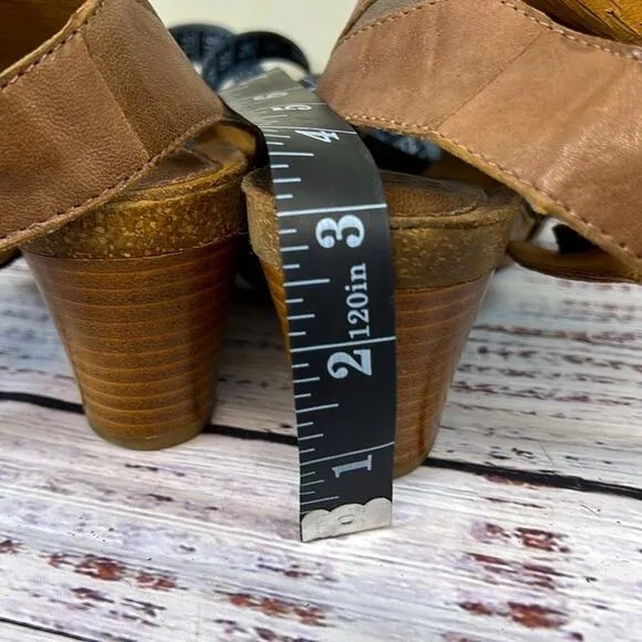 Sofft Milan Block Heeled Leather Sandals size 9.5