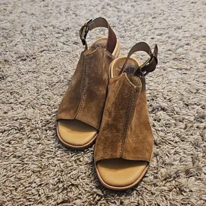 Sofft Pelonia suede peep-toe wedge sandals