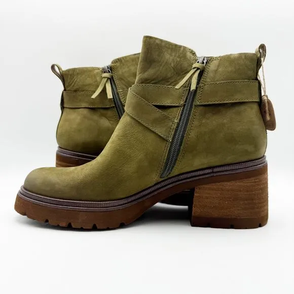 Sofft Womens Jenine Boots Size US 11 EU 43 Green Leather Block Heel Ankle NIB