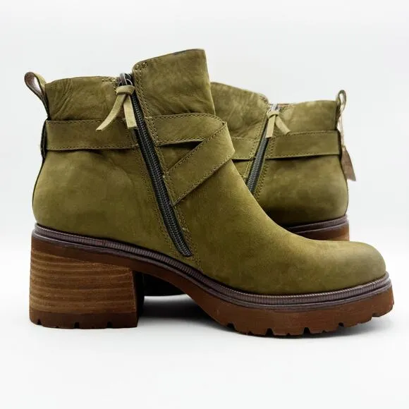Sofft Womens Jenine Boots Size US 11 EU 43 Green Leather Block Heel Ankle NIB