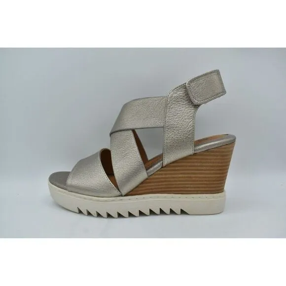 Sofft Womens Size 9 Uxley Grey Gold Metallic Leather Wedge Sandals Shoes