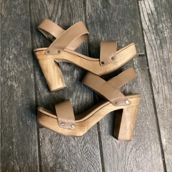 Solange High-Heel Platform Sandals
