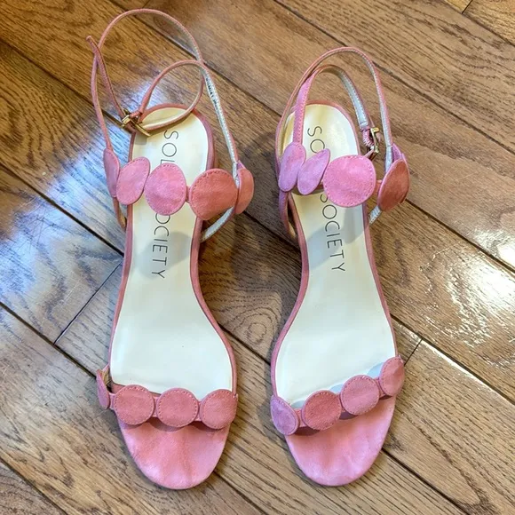 Sole Society Shea Pink Suede Circle Strap Block Heel Sandals